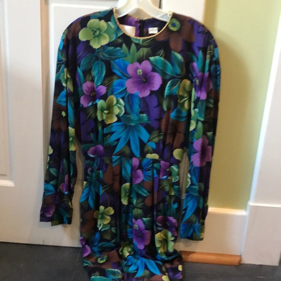 Dresses & Skirts - dana buchman floral dress